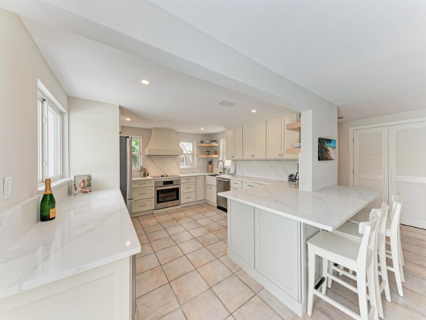 4-Bedroom Home with Private Dock in Anna Maria Island